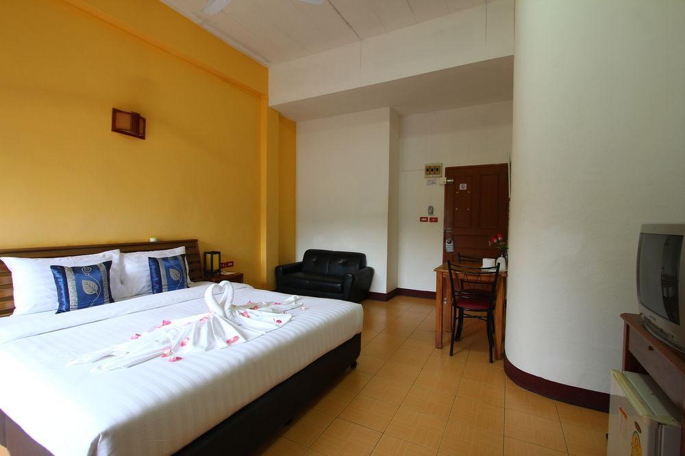 Sea U Honey Otel Patong Dış mekan fotoğraf